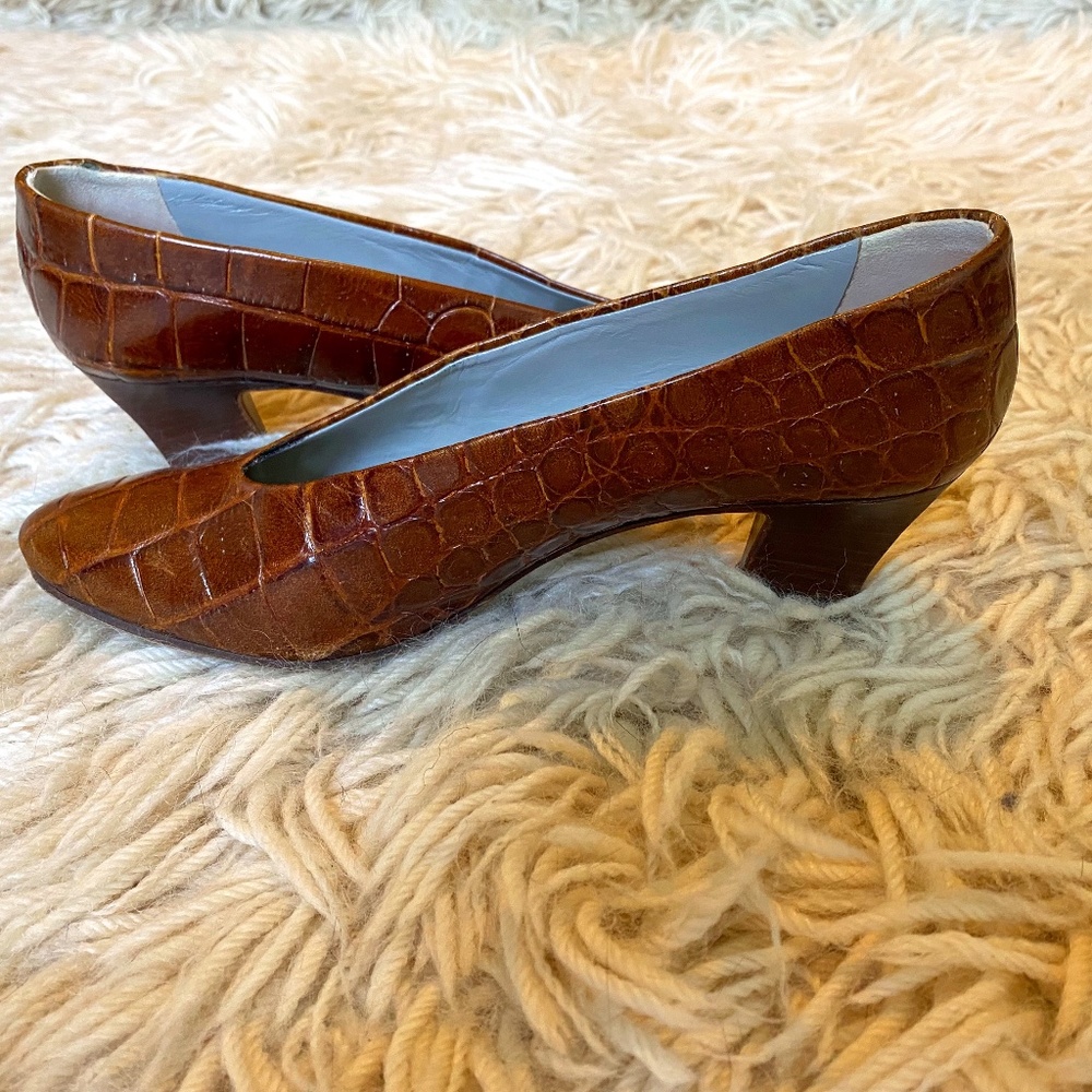 Joan & David Vintage Pumps